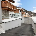 Horská chata Tauernlodge Eben A4 *