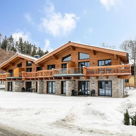Tauernlodge Eben A4 Dağ evi *